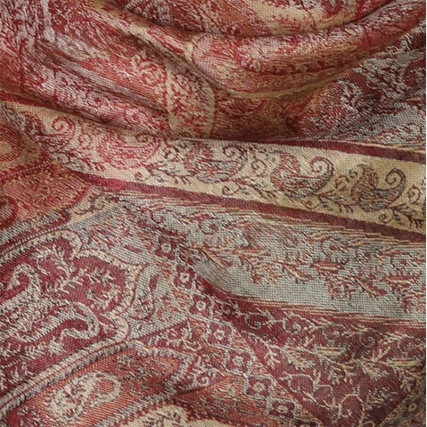 Delikatny szal jedwabny paisley w kolorze bordowym do sukienki wieczorowej 50x180cm.